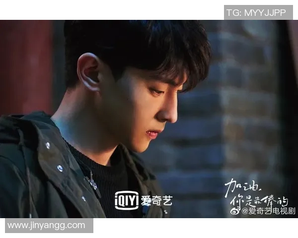 王泉泽的篮球之路从青涩少年到职业球员的成长历程与奋斗故事